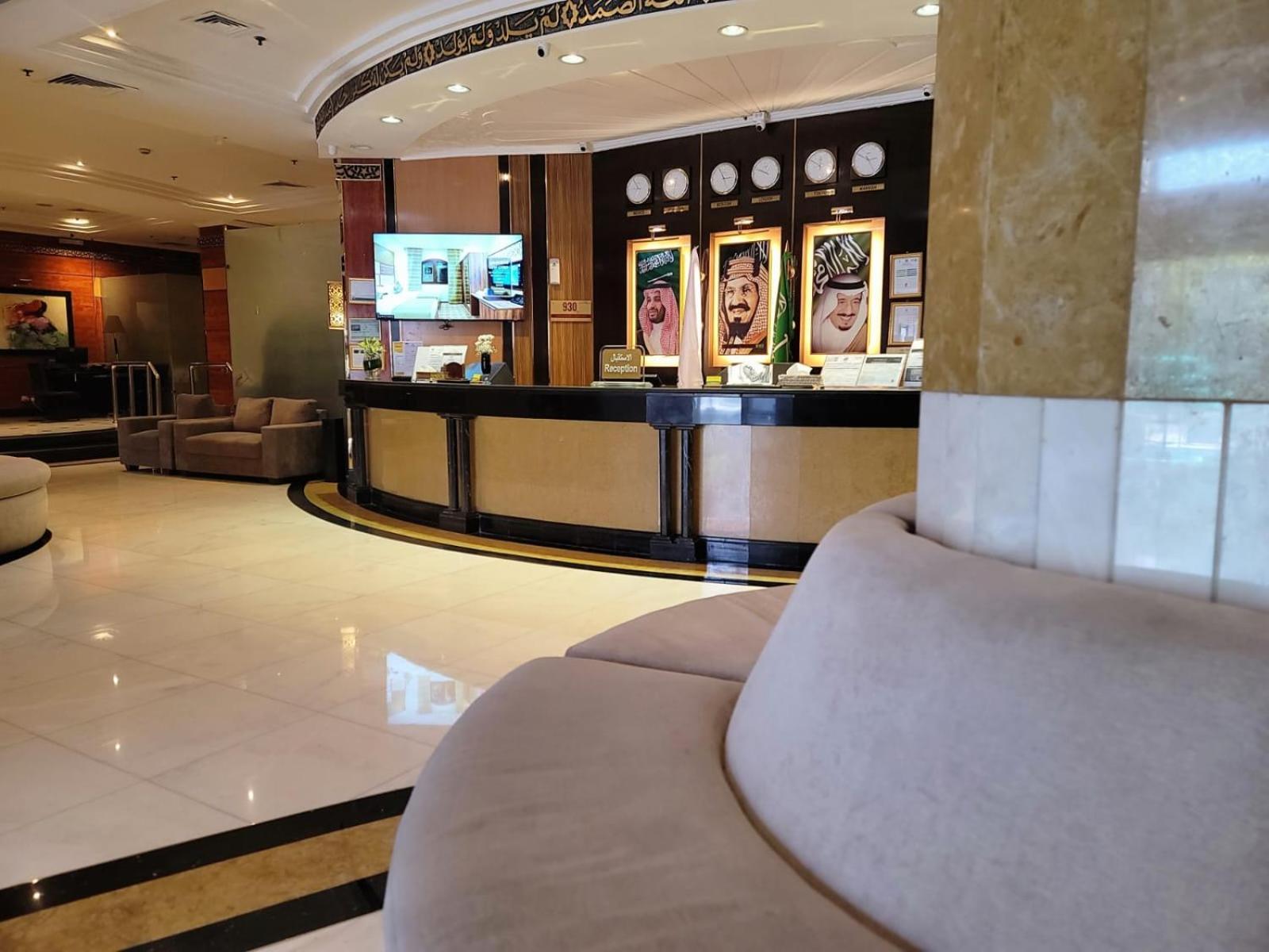Golden Tulip Al Shakreen Medina Esterno foto